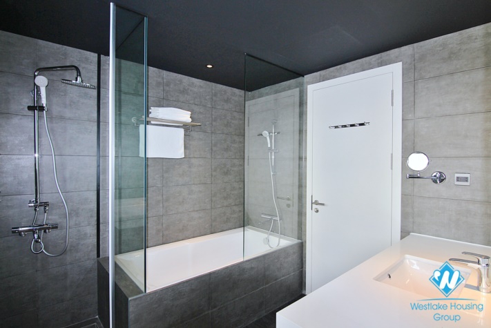 Newly- high end 3 bedroom apartment for rent in Tay Ho